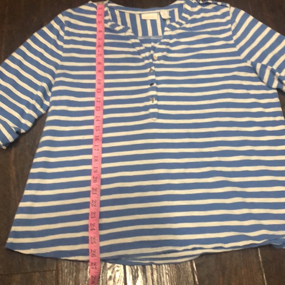 Chico’s Size 3/Extra Large Striped Button V Neck Blouse - Picture 7 of 12